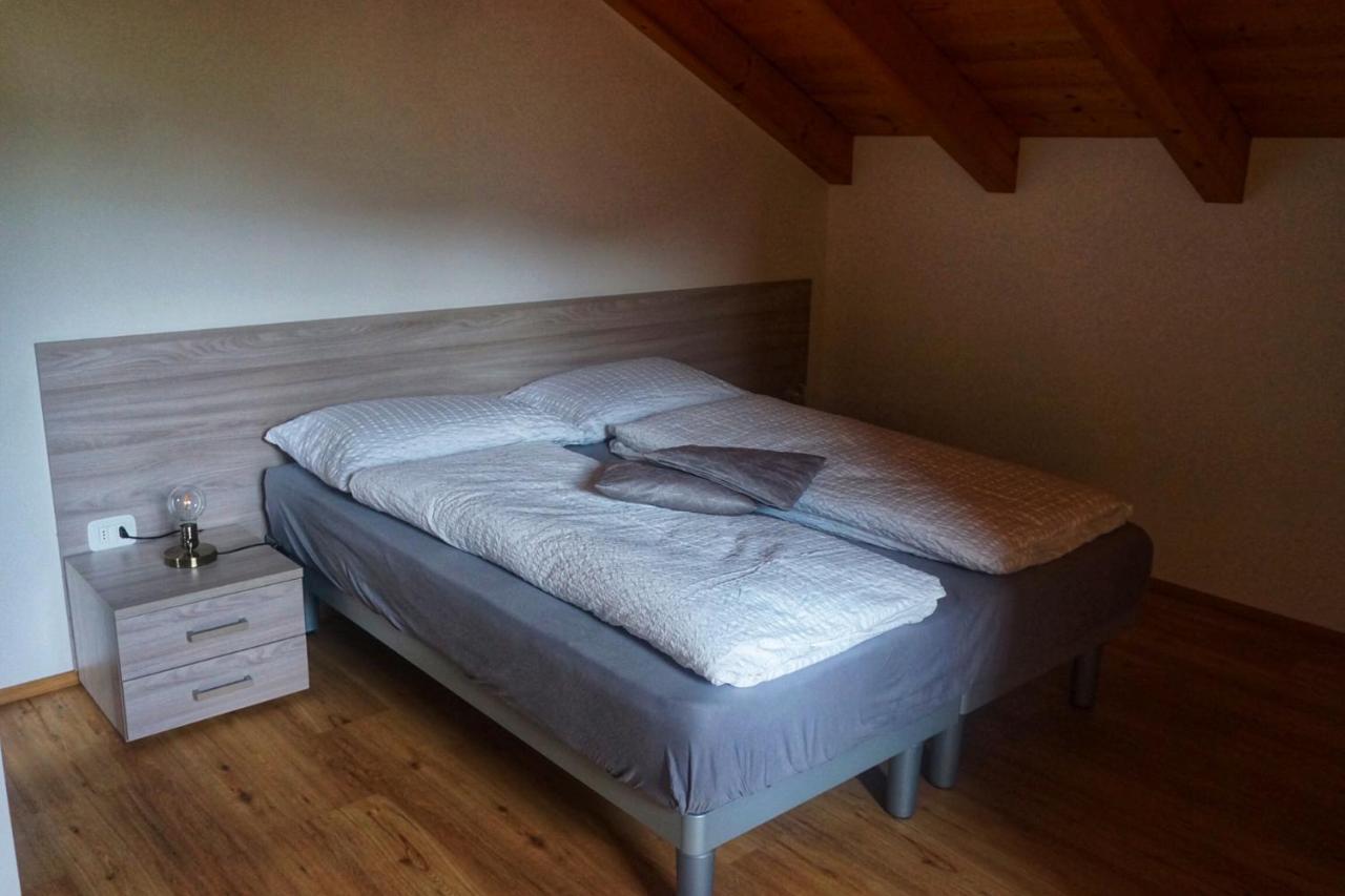 살로노 Agritur Zuveith 아파트 외부 사진